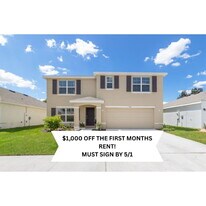 5439 Logan Cave Ave in Wimauma, FL - Building Photo