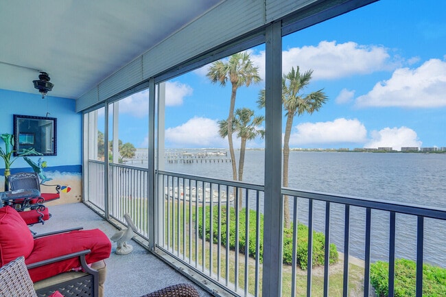 property at 100 Waterway Dr S
