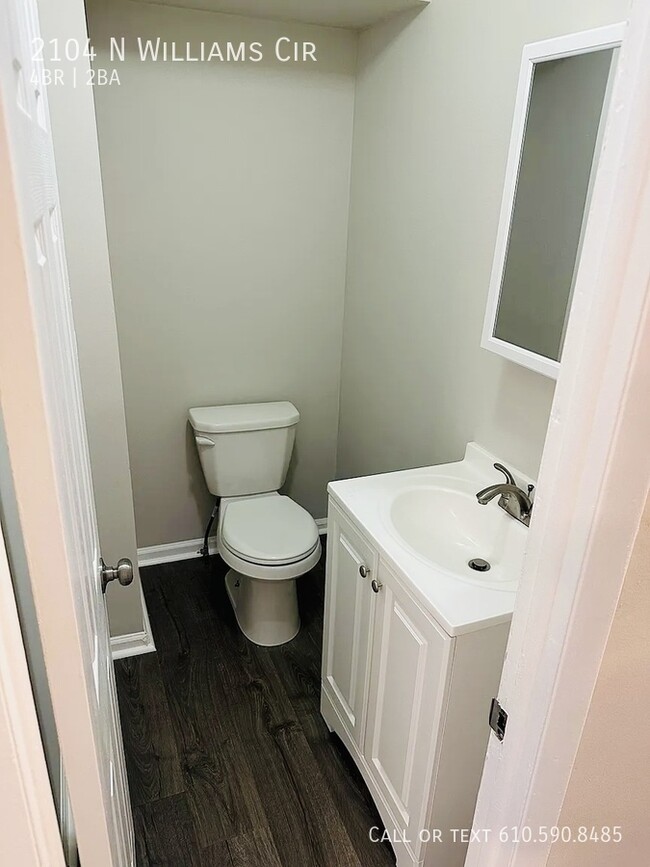 property at 2104 N Williams Cir