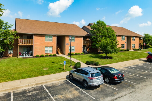 Hi-Point Apartments in Shelbyville, KY - Foto de edificio - Building Photo