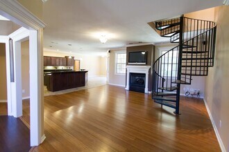 4203 NE Kensington Ave in Bentonville, AR - Building Photo - Building Photo