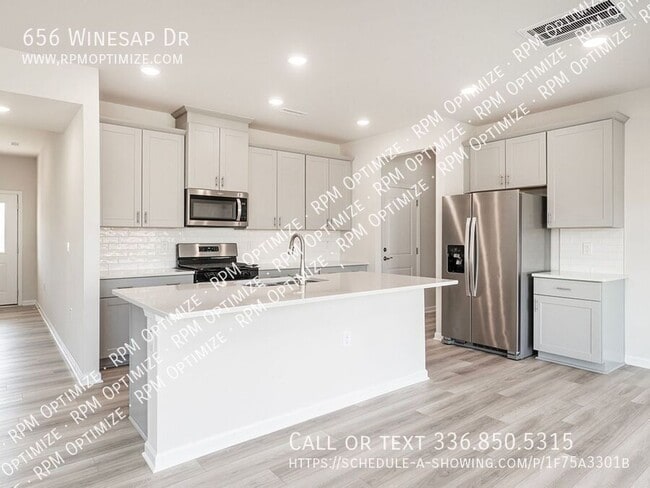 656 Winesap Dr in Graham, NC - Building Photo - Building Photo