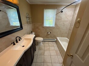 209 River Ave in Patchogue, NY - Building Photo - Building Photo