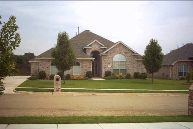 1601 Buena Vista Dr in Denton, TX - Building Photo - Building Photo