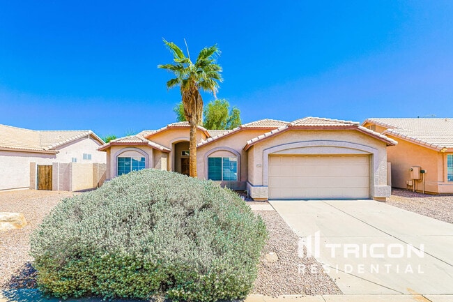 property at 752 W Folley St
