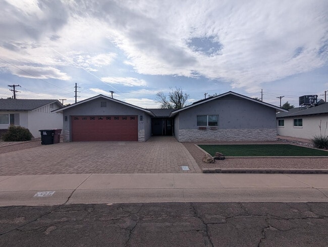 property at 2314 N 64th Pl