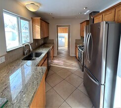 822 Apple Park Pl in Salt Lake City, UT - Building Photo - Building Photo