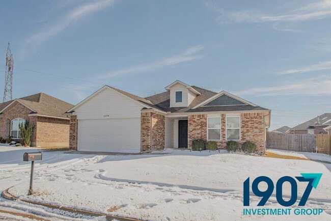 11008 NW 98th St in Yukon, OK - Building Photo - Building Photo