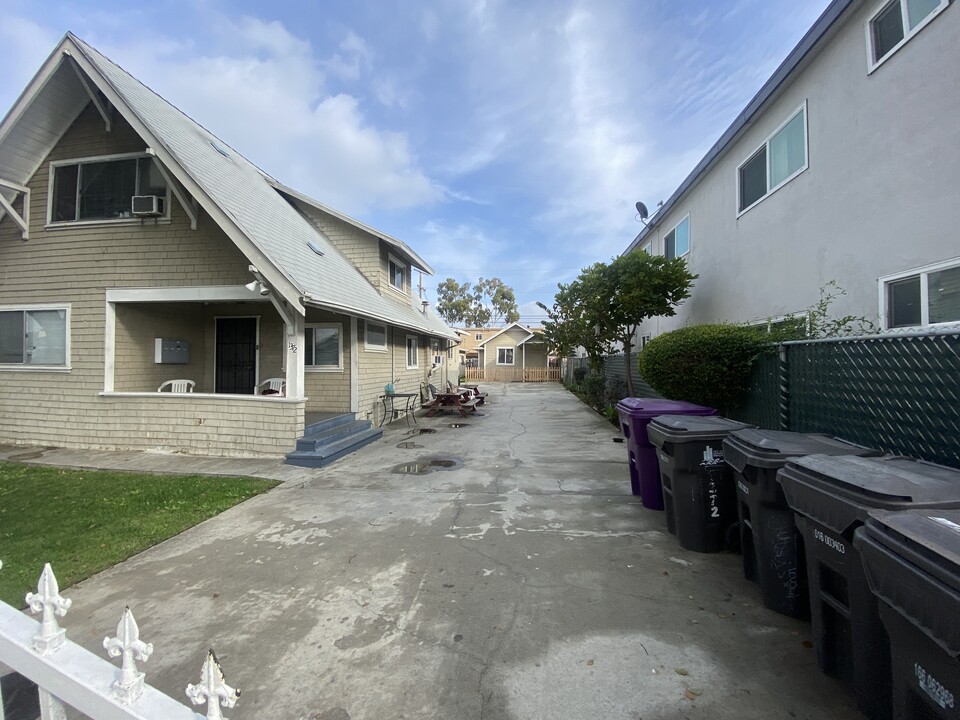 1372 Gaviota Ave, Unit A in Long Beach, CA - Foto de edificio
