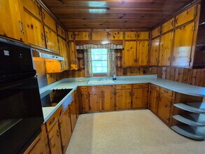 207 Hooks Ave in Fremont, NC - Building Photo - Building Photo