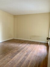 1859 Poplar Woods Cir W-Unit -207 in Germantown, TN - Building Photo - Building Photo
