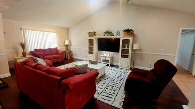 10 Blackfoot Ct in Palm Coast, FL - Building Photo - Building Photo