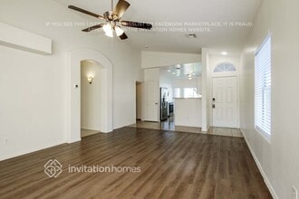 15121 N 29th St in Phoenix, AZ - Building Photo - Building Photo