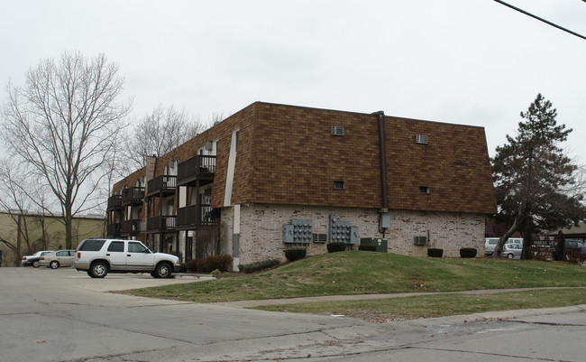 Marina View Apartments in Lorain, OH - Building Photo - Building Photo