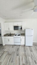 2700 Jimmy Buffett Mem Hwy in Melbourne Beach, FL - Building Photo - Building Photo
