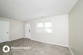 470 Creekway Dr in Winston-Salem, NC - Building Photo - Building Photo