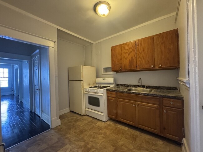 484 Washington Ave in Albany, NY - Building Photo - Building Photo