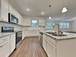 127 Pullen Dr in Clayton, NC - Building Photo - Building Photo