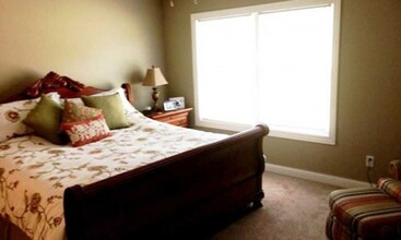 3375 Serenity Pl in Rock Island, IL - Foto de edificio - Building Photo