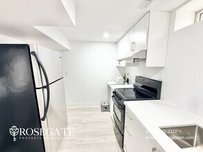 31 Hillmount St in Kitchener, ON - Building Photo - Building Photo