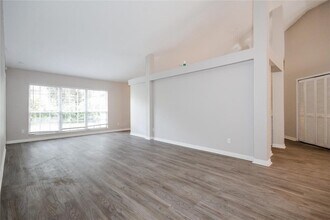 15313 Heathridge Dr in Tampa, FL - Building Photo - Building Photo
