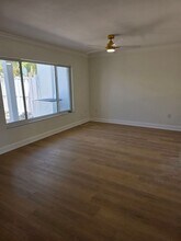 6497 Cape Hatteras Way NE in St. Petersburg, FL - Building Photo - Building Photo