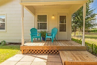 848 1/2 Fisher Street Unit in Houston, TX - Building Photo - Building Photo