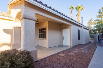 1054 Little Rock Way in Las Vegas, NV - Building Photo - Building Photo