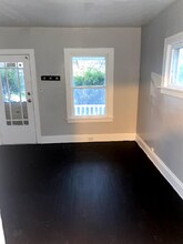 6726 Kazimier Ave in Cleveland, OH - Foto de edificio - Building Photo