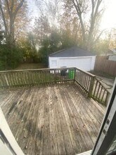 20704 E Gladstone Rd in Warrensville Heights, OH - Building Photo - Building Photo