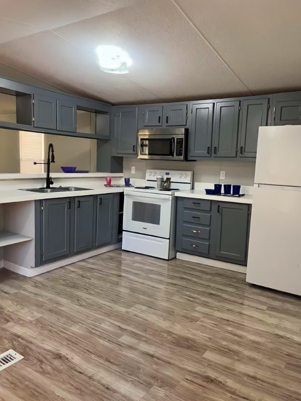 property at 777 E Yerby St