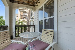 19019 E Warren Dr in Aurora, CO - Building Photo