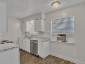 5053 Ridglea Ln in Fort Worth, TX - Building Photo - Building Photo
