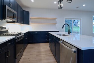 105 Bluestem Cir in Centre Hall, PA - Building Photo - Building Photo