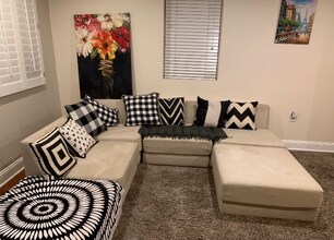 216 9th St SE in Washington, DC - Foto de edificio - Building Photo