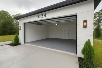 1034 Alcalde St E in Lehigh Acres, FL - Building Photo - Building Photo