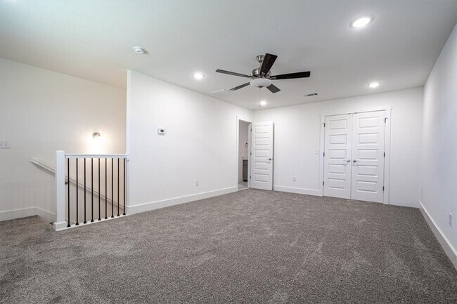 7004 SW Orange Ave in Bentonville, AR - Foto de edificio - Building Photo