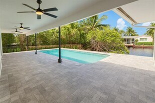 3801 NE 16th Ter in Oakland Park, FL - Building Photo