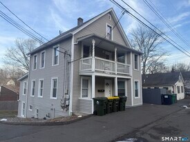 57 New St in Seymour, CT - Building Photo