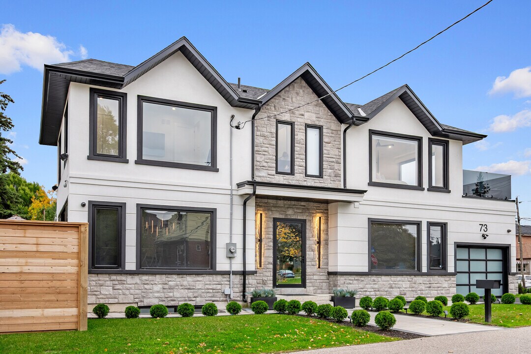 73 Guthrie Ave in Toronto, ON - Building Photo