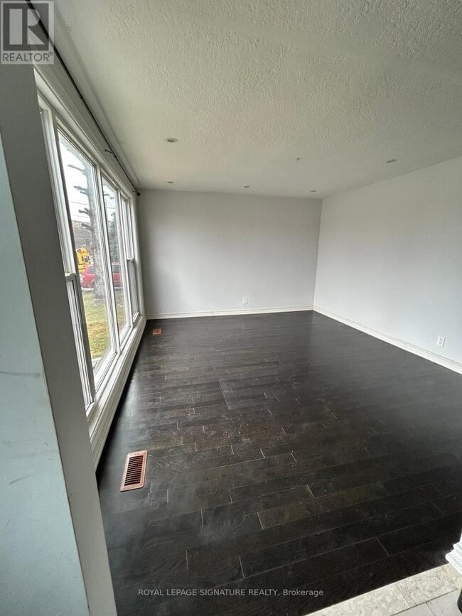 property at 7 Strode Dr