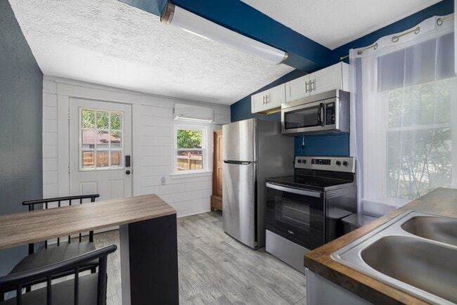 property at 820 Florida Ave