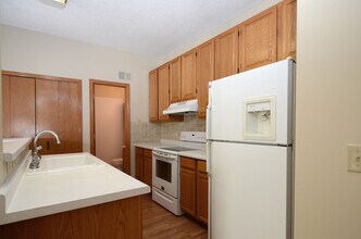 2571 Mallard Dr in Woodbury, MN - Building Photo - Building Photo