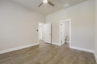 2500 American Dr in Lago Vista, TX - Foto de edificio - Building Photo