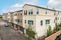 Boulevard Park in Escondido, CA - Foto de edificio - Building Photo