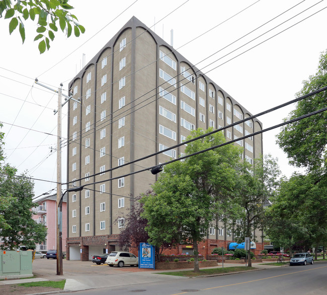 Oak Tower in Edmonton, AB - Building Photo - Primary Photo