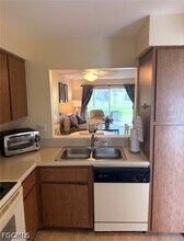 6300 South Pointe Blvd in Ft. Myers, FL - Building Photo - Building Photo