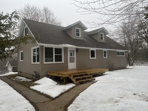 2520 28th St SE, Unit 1 in Rochester, MN - Building Photo - Building Photo
