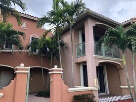 6740 NW 114th Ave in Doral, FL - Building Photo