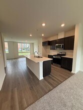 347 Summit Cir in Lombard, IL - Building Photo - Building Photo